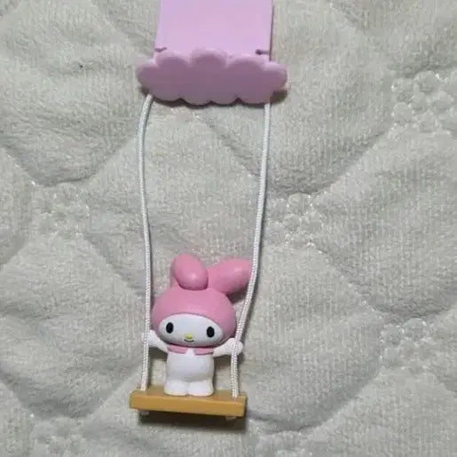 [BUNJANG] Sanrio My Melody Swing Figure / 산리오 그네타는 마이멜로디 피규어