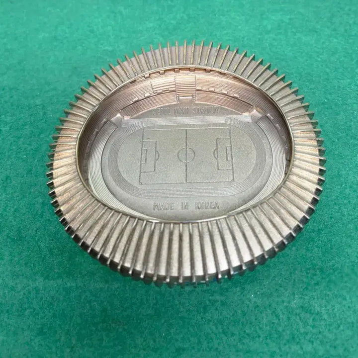 [BUNJANG] 1988 Seoul Olympics Jamsil Main Stadium Brass Replica (1694g) / 잠실올림픽주경기장 황동(합금)모형(1694g)