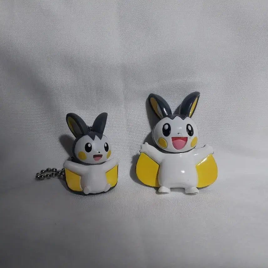 [BUNJANG] Pokemon Emolga Figure Set (Swing Mascot &amp; Moncolle) / 포켓몬 에몽가 피규어 스윙 마스코트 가챠 몬코레 몬콜레 2종 세트 일괄 전기쥐