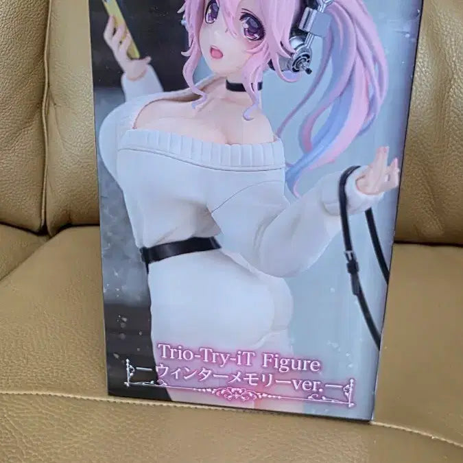 [BUNJANG] Super Sonico Figure / 슈퍼 소니코 피규어 판매해요.