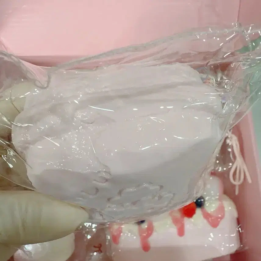 [BUNJANG] Sanrio Hello Kitty Toast Squishy / 새상품 키티토스트 말랑이