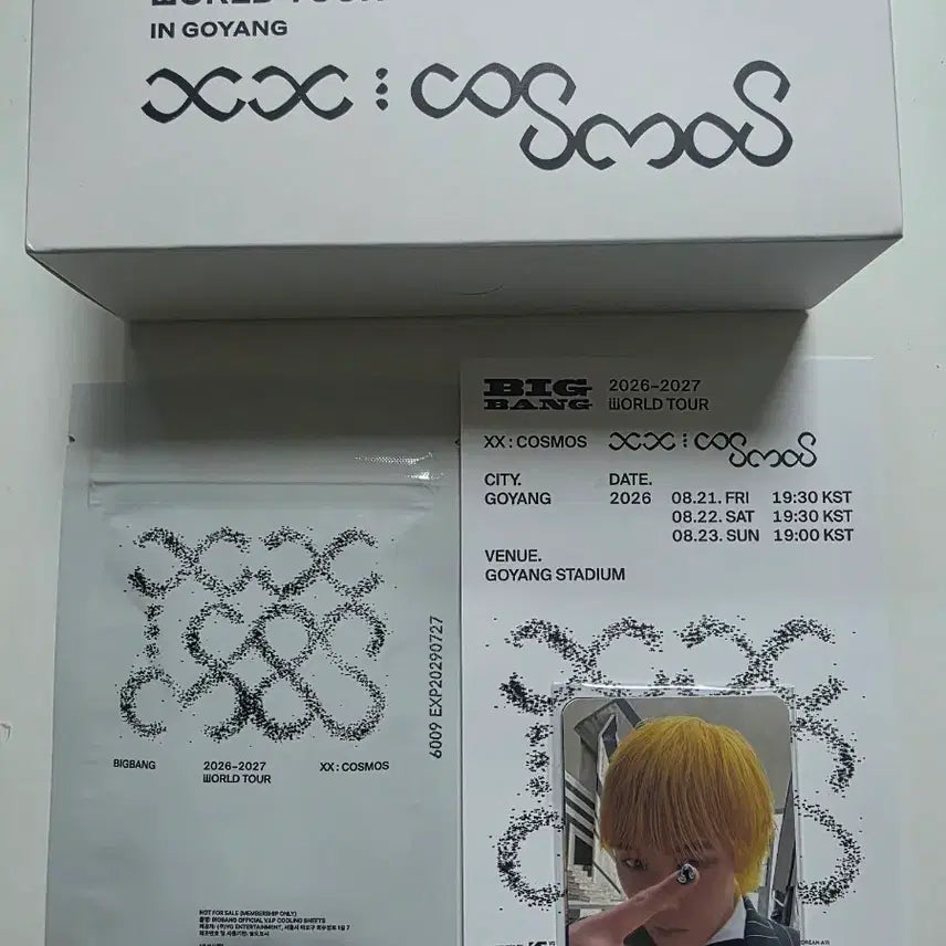[BUNJANG] Bigbang 2012 Alive Galaxy Tour VIP Membership Gift Kit (Umbrella, Cooling Patch, Photocard Set, Postcard) / 빅뱅 코스모스 월드투어 콘서트 VIP 멤버쉽 기프트 키트 (우산, 쿨링패치, 포토카드 세트, 엽서)