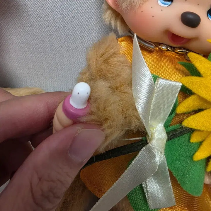 [BUNJANG] Flower Monchhichi S Size Doll (Sunflower) / 플라워 몬치치 S사이즈 인형 (해바라기)