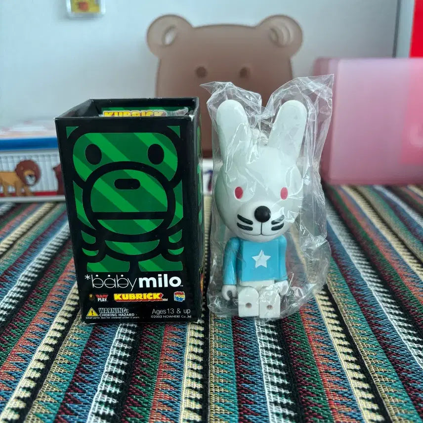 [BUNJANG] BAPE Baby Milo Kubrick Figure / 베이프 베이비마일로 큐브릭 피규어