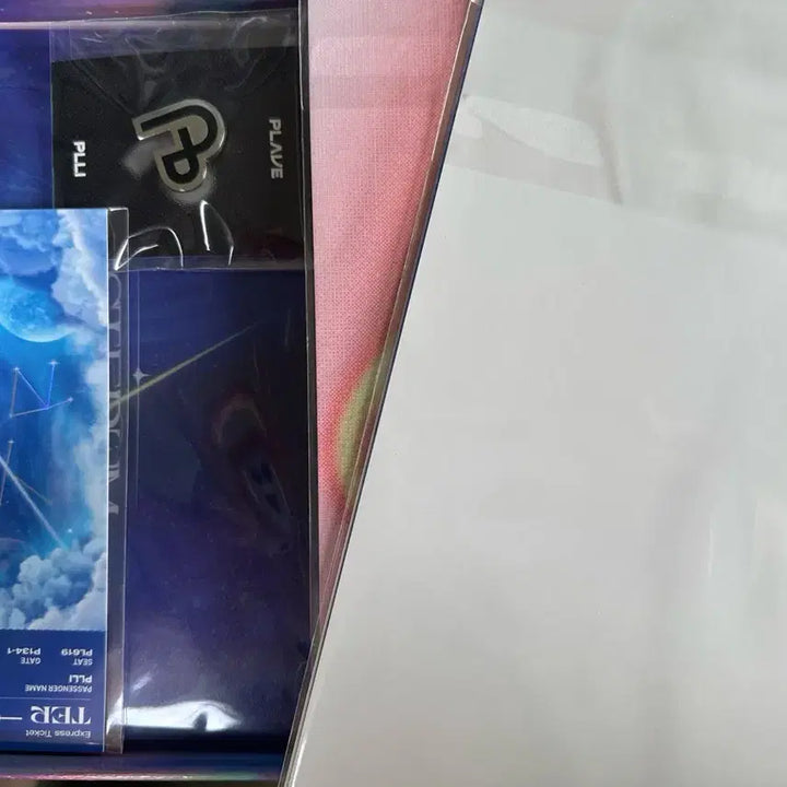 [BUNJANG] PLAVE PLLI 1st Membership Kit Full Set + Extras / 플레이브 플리 1기 키트 풀구성 +덤