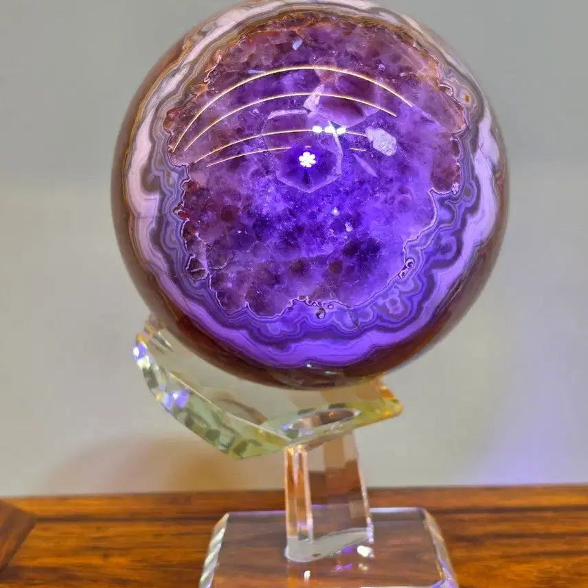 [BUNJANG] Natural Amethyst Sphere Polished Stone Large Mineral Specimen / 26082416 좋은 기운을 내뿜는 영롱한 천연 자수정 구가공석 대작 광물 수석 팝니다