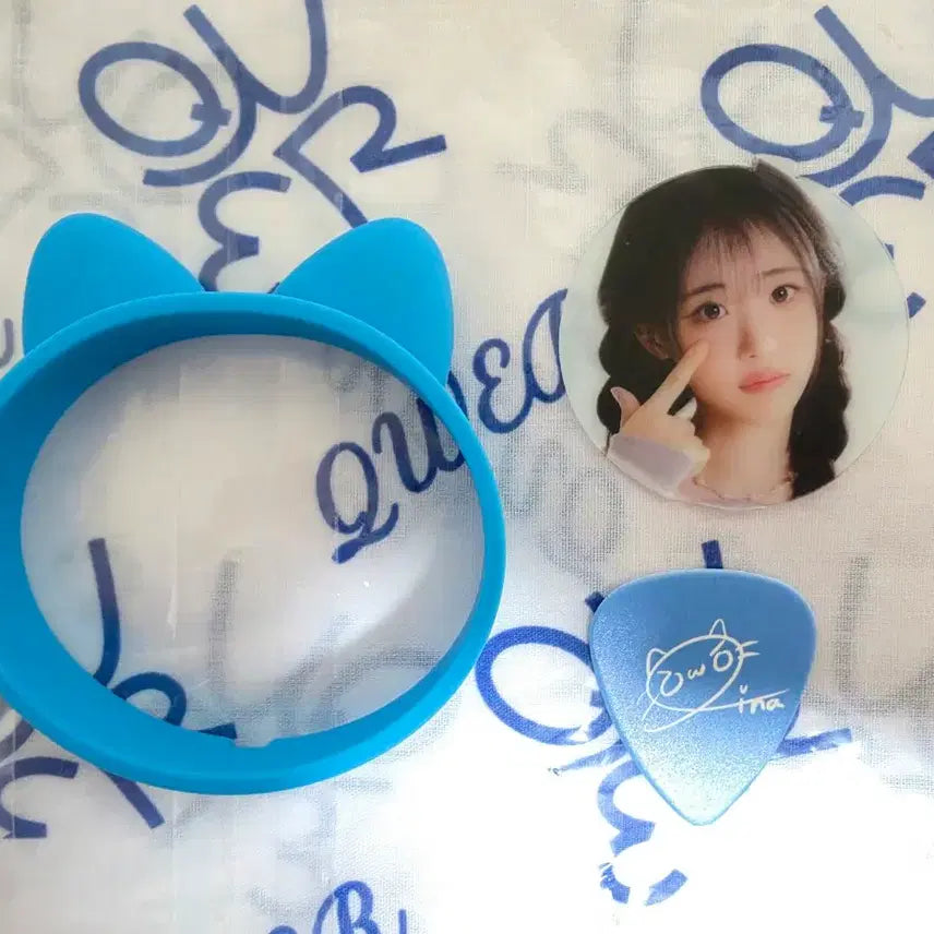 [BUNJANG] QWER Hinata Lightstick Accessory Set + Pick / QWER  응원봉 히나 악세사리 세트 + 피크