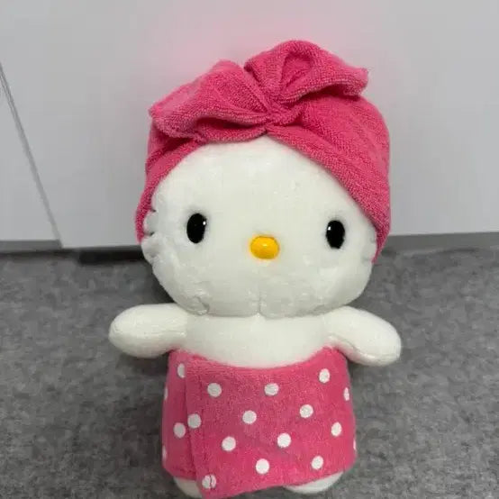 [BUNJANG] Hello Kitty Bath Plush / 목욕 키티 인형