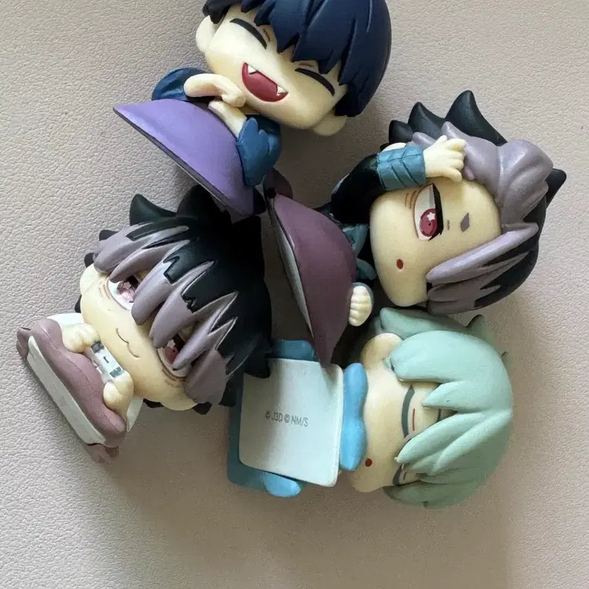 [BUNJANG] Kaiju No. 8 Onemutan Figure Set / 괴수8호 오네무탄 양도 피규어