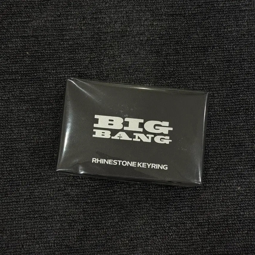 [BUNJANG] BIGBANG 20th Anniversary Rhinestone Keyring (Sealed) / 빅뱅20주년 라인스톤키링 미개봉새제품 판매