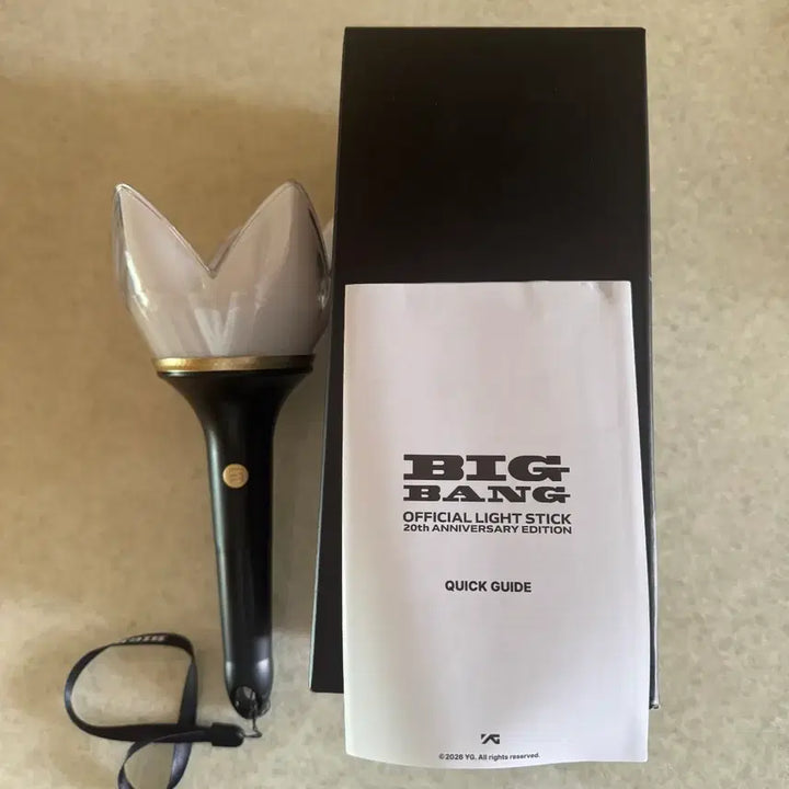 [BUNJANG] BIGBANG 20th Anniversary Official Lightstick (Box Included) / 빅뱅 20주년 공식 응원봉 (박스포함)