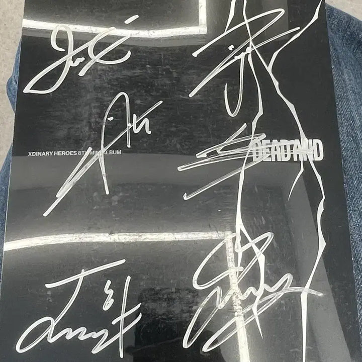 [BUNJANG] Xdinary Heroes 6th Mini Album Signed Album / [새상품]엑스디너리히어로즈 미니 6집 비매싸인앨범
