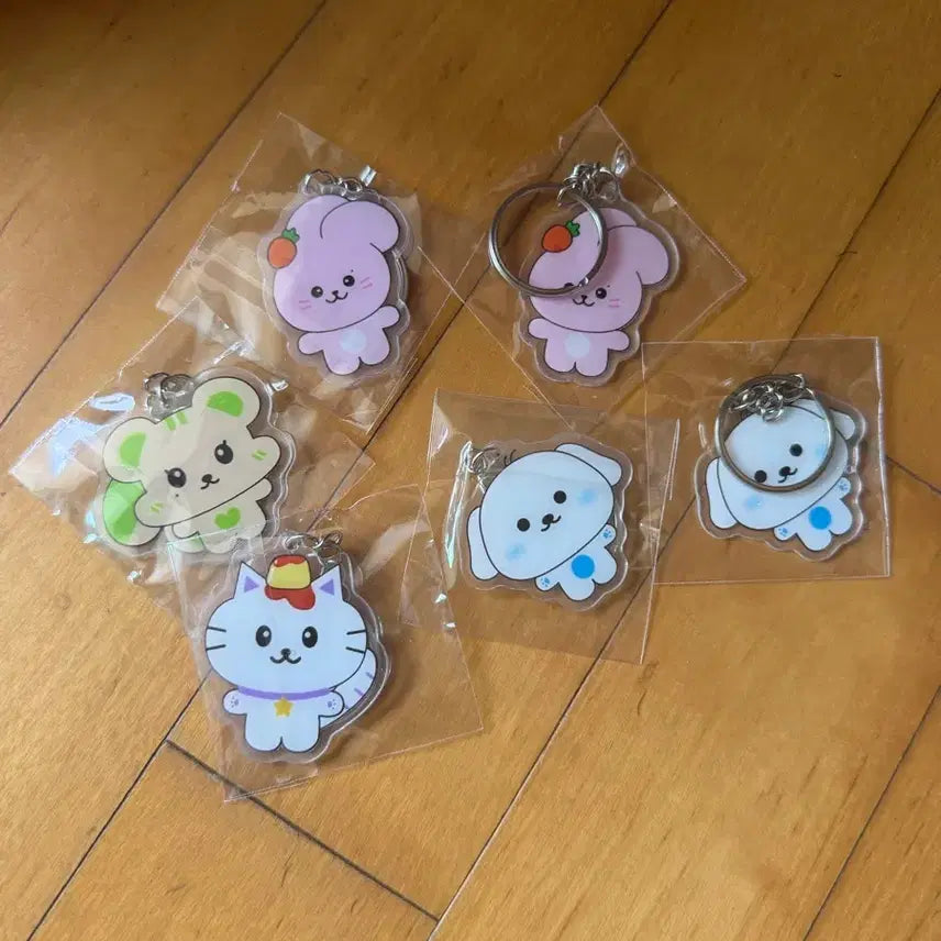 [BUNJANG] fromis_9 Animal Character Keyring / 프로미스나인 굿즈 키링