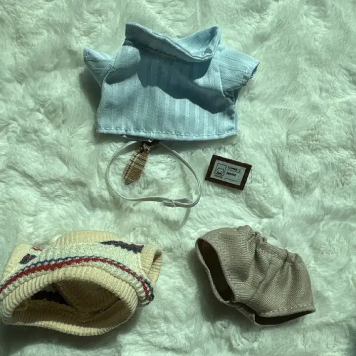 [BUNJANG] 10cm Cotton Doll Wardrobe School Lunch Uniform / 10cm 솜인형 옷장 학교급식