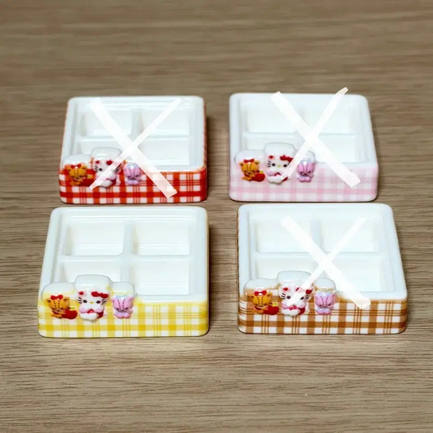 [BUNJANG] Miniature Kitty 4-Slot Plate / 미니어쳐 키티 4칸 접시