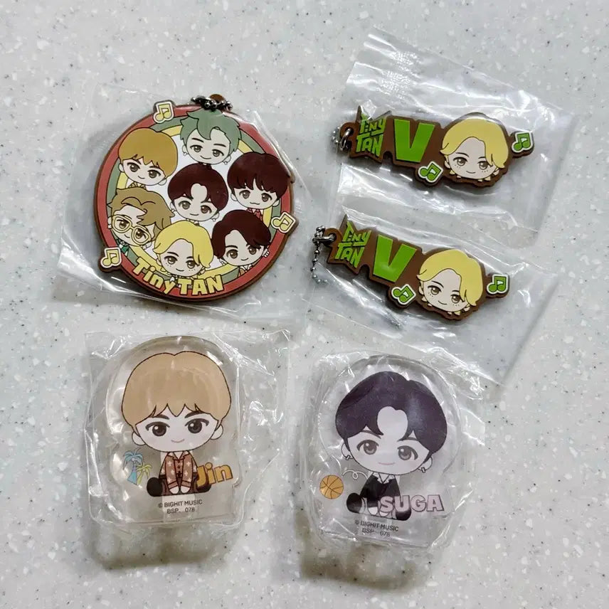 [BUNJANG] BTS TinyTAN Ichiban Kuji Official Goods Acrylic Strap Set (5 types) / 방탄소년단 타이니탄 제일복권 쿠지 공식 굿즈 아크릴 스트랩 5종 세트