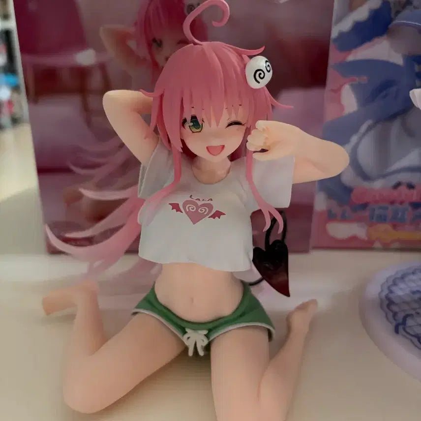 [BUNJANG] To Love Ru Darkness Lala Desktop Figure (Unsealed) / 투러브 트러블 다크니스 라라 데스크탑 피규어 (개봉품)