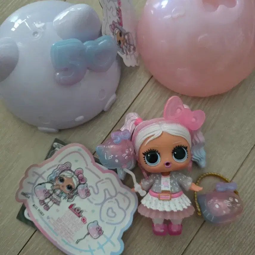 [BUNJANG] Hello Kitty 50th Anniversary LOL Figure Doll / 헬로키티 50주년 LOL 피규어 인형