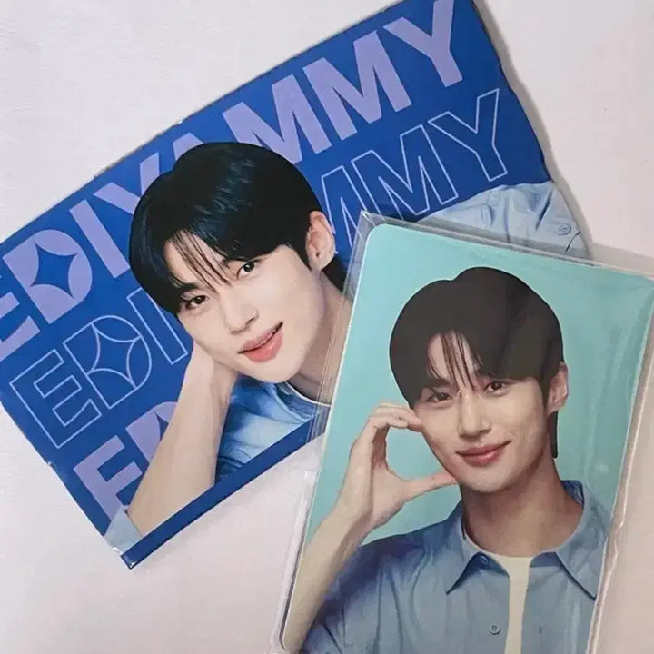 [BUNJANG] Byun Woo Seok Photocard Bundle (Baskin Robbins, Physiogel, EDIYA) / 변우석 포토카드 베라+피지오겔+이디야