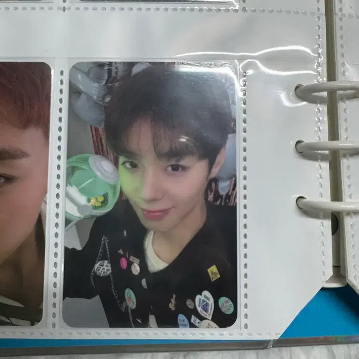 [BUNJANG] Park Ji Hoon Photocard Included Lightstick / 포카 포함 박지훈 응원봉 뽑봉 판매