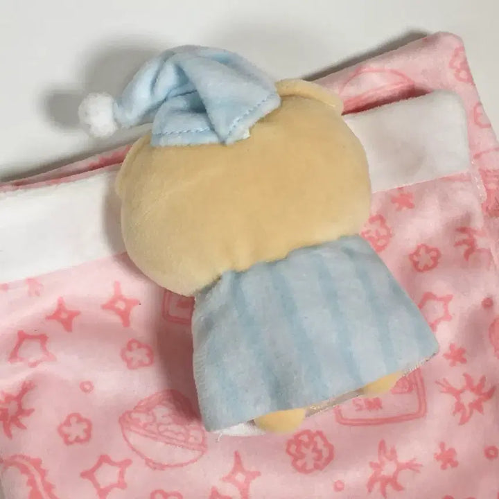 [BUNJANG] Chiikawa Usagi "Oyasumi" Pajamas Mini Plush / 오야스미 잠옷 침대 우사기 미니 인형 누이 치이카와