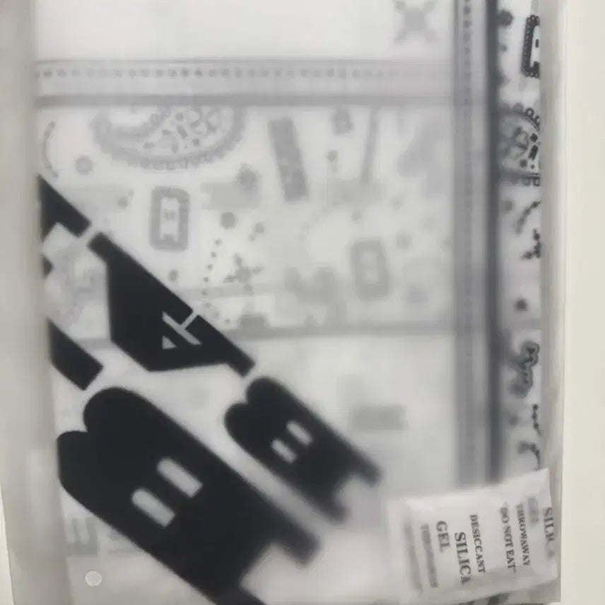 [BUNJANG] Big Bang 20th Anniversary Concert Limited Edition MD Bandana (Sealed) / 미개봉) 빅뱅 20주년 콘서트 한정판 md 반다나