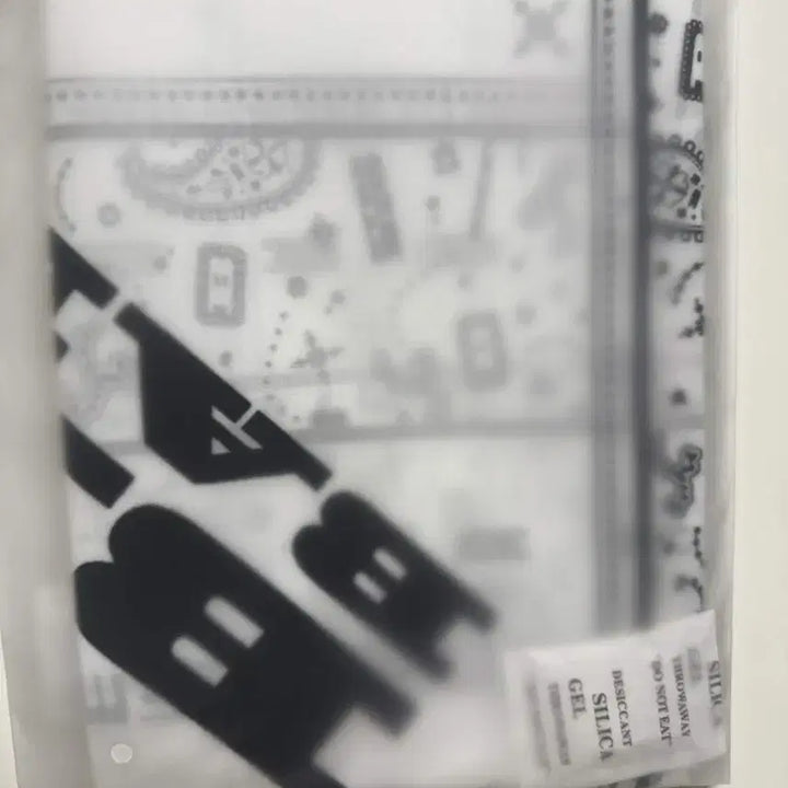 [BUNJANG] Big Bang 20th Anniversary Concert Limited Edition MD Bandana (Sealed) / 미개봉) 빅뱅 20주년 콘서트 한정판 md 반다나