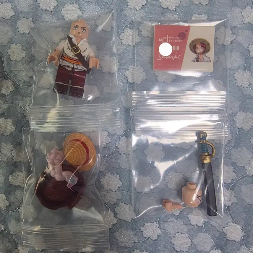 [BUNJANG] Shanks (Childhood) Custom Minifigure / 샹크스(어린시절) 레고 커스텀 미니피규어 판매합니다.