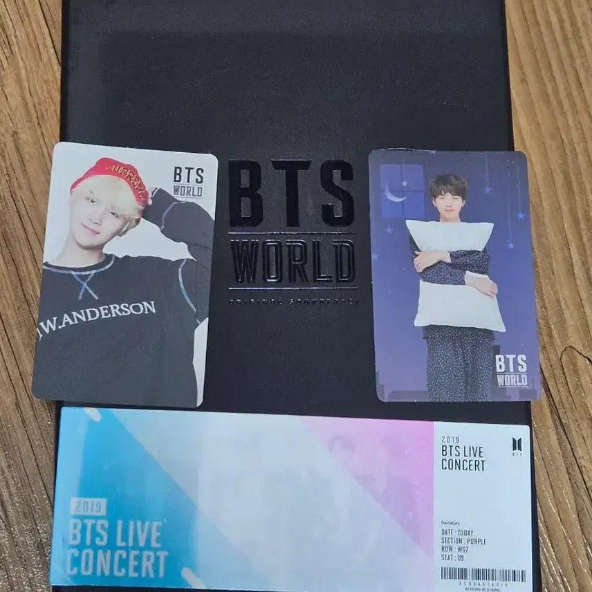 [BUNJANG] BTS World Album with Live Concert Ticket and Photocards / bts월드 판매합니다.