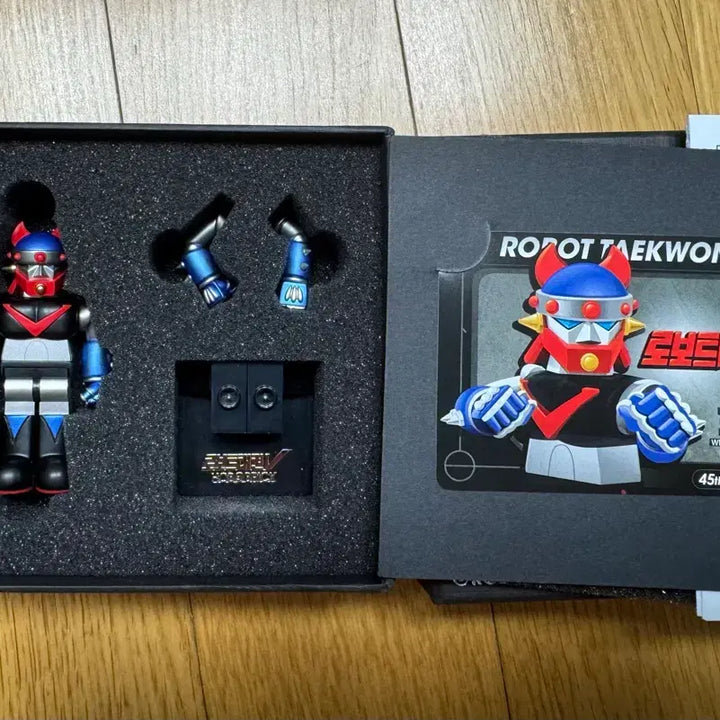 [BUNJANG] Hobby Brick Taekwon V 45th Anniversary Edition / 하비브릭 태권브이 45주년 에디션