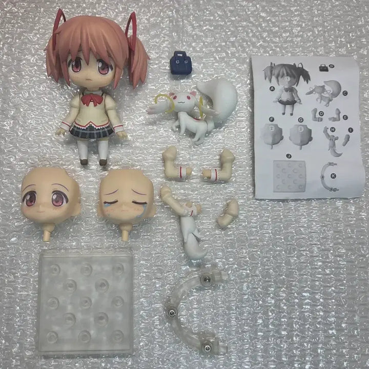 [BUNJANG] Kaname Madoka Nendoroid Bundle Set / 택포 일괄 카나메 마도카 넨도 마법소녀 얼티밋 교복 회천 베이직 넨도로이드 굿즈