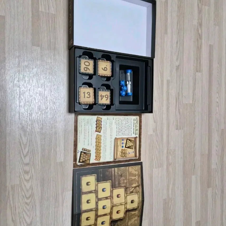 [BUNJANG] Pharaoh Code Board Game / 파라오 코드 보드게임 팝니다.