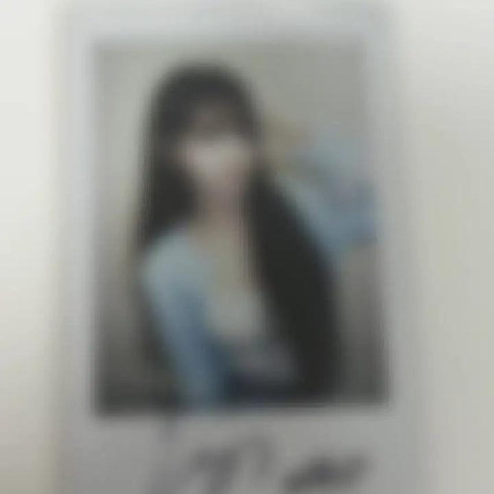 [BUNJANG] tripleS Mayu Signed Polaroids Bundle Set / 260816 트리플에스 마유 싸폴 싸인 폴라 판매