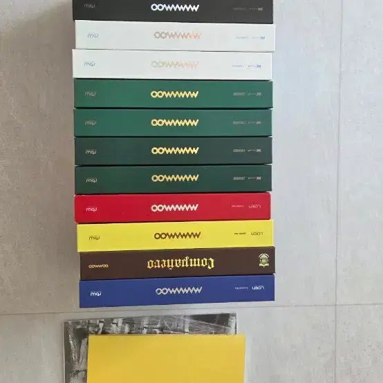 [BUNJANG] MAMAMOO Bundle Set Official Goods and Albums (Includes MooMoo 4th Gen Compañero Kit) / 마마무 MAMAMOO 앨범 굿즈 일괄판매 / 무무 4기 Compaero 포함