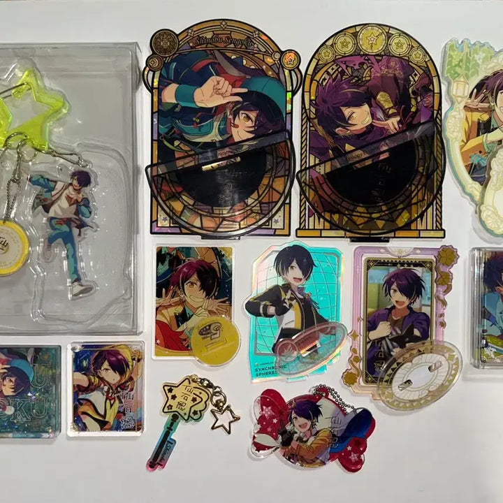 [BUNJANG] Ensemble Stars Shinobu 7th Anniversary Jackpot Charm &amp; 11 Acrylic Goods Bundle Set / 앙스타 시노부 7주년 잭팟 참 외 11개 아크릴 굿즈 일괄