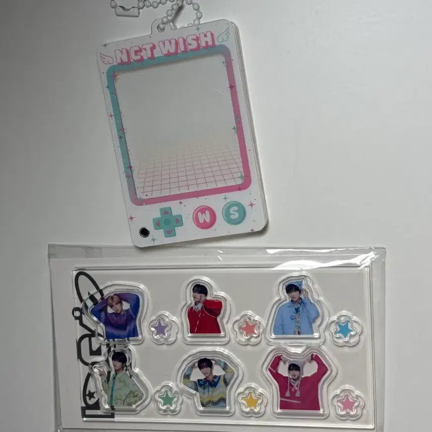 [BUNJANG] WISH Login MD Acrylic Shaker Keyring / 위시 로그인 엠디 아크릴 쉐이커 키링