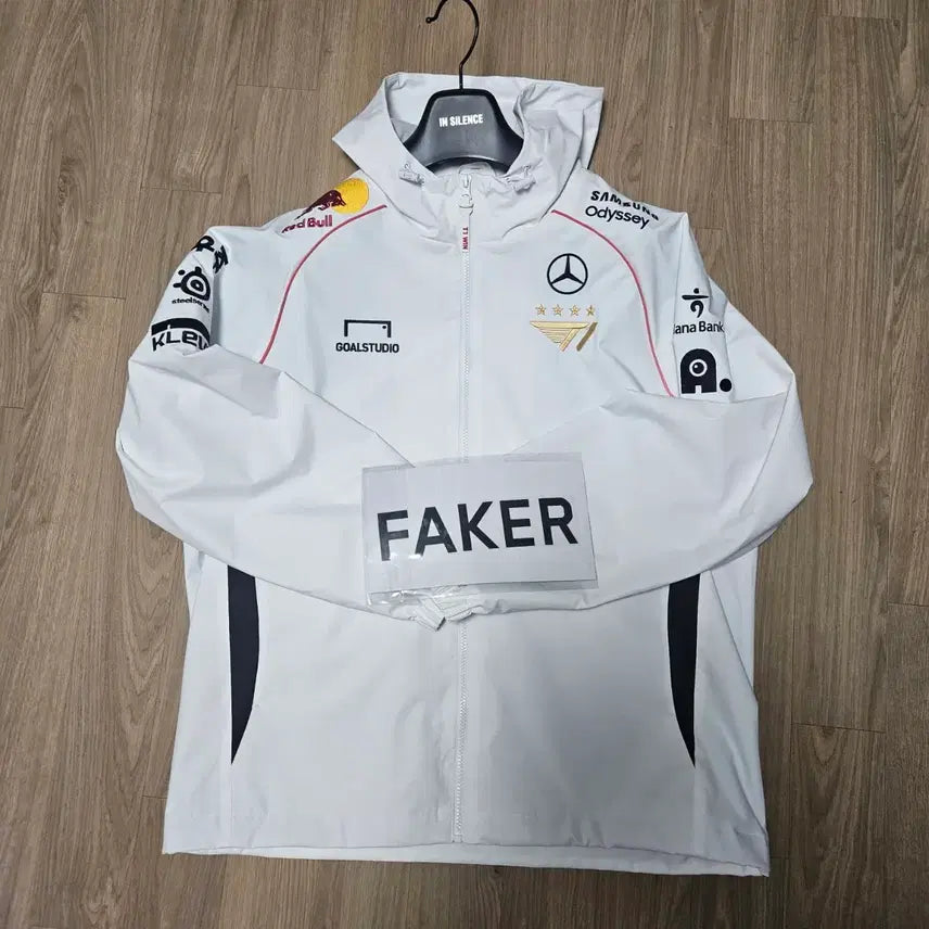 [BUNJANG] T1 2024 Worlds Uniform Jacket XL / T1 2024 월즈 유니폼 자켓 XL 판매(노마킹)(택x),페이커마킹지포함
