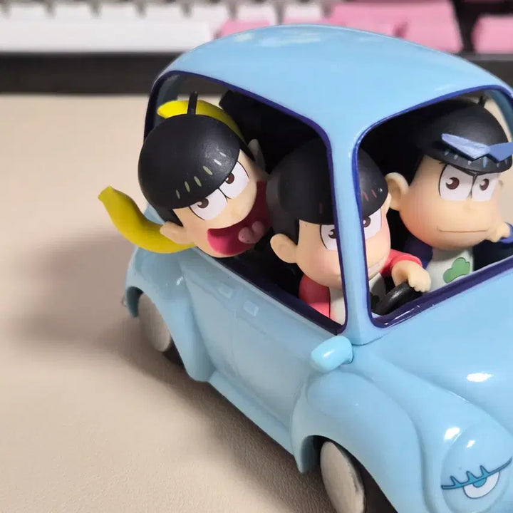 [BUNJANG] Banpresto Osomatsu Car Figure / 반프레스토 오소마츠 자동차 피규어