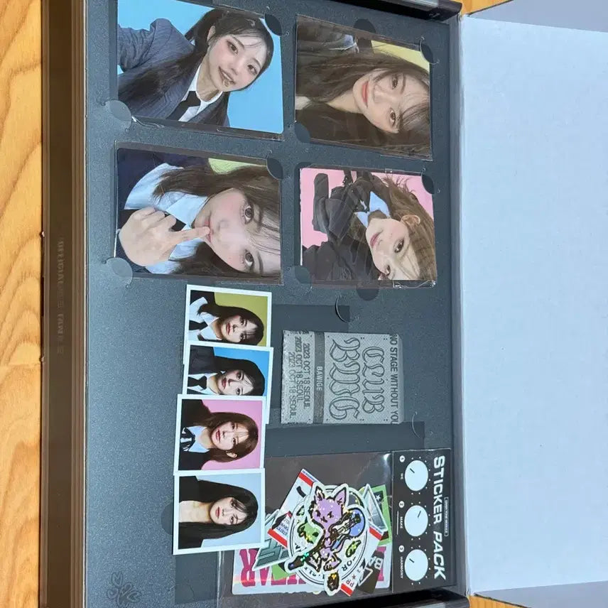 [BUNJANG] QWER 1st Official Membership Kit Unsealed Full Box / QWER 멤버쉽키트 단순개봉 풀박스