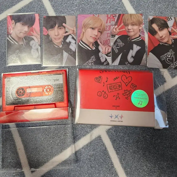 [BUNJANG] TXT Sanctuary Photocard &amp; Cassette Tape Set / 투모로우바이투게더 SANCTUARY 포토카드 &amp; 카세트 테이프 팝니다