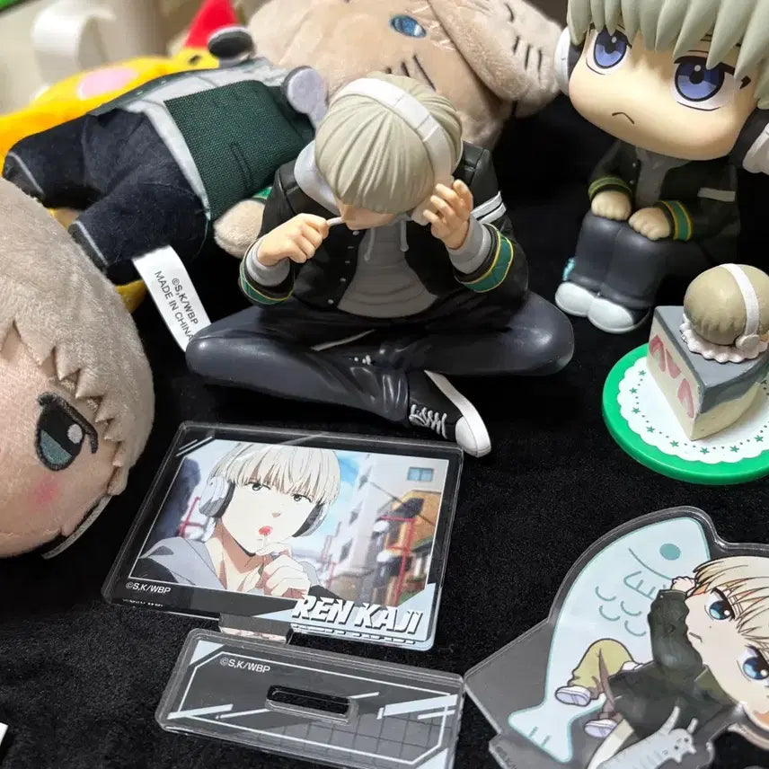 [BUNJANG] Wind Breaker Kaji Ryo Taito Nui Figure &amp; Gacha Acrylic Bundle Set (Box Included, No POB) / 윈브레 카지 렌 룩업 반다이 피규어 네코누이 치비누이 가챠 아크릴 정품 일괄판매 (상자O,특전X)
