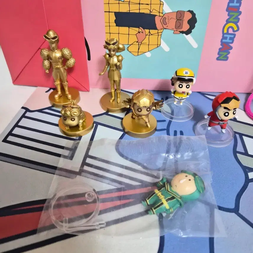[BUNJANG] Crayon Shin-chan Power Rangers Figure Bundle Set / 짱구 파워레인저 피규어 7개 일괄