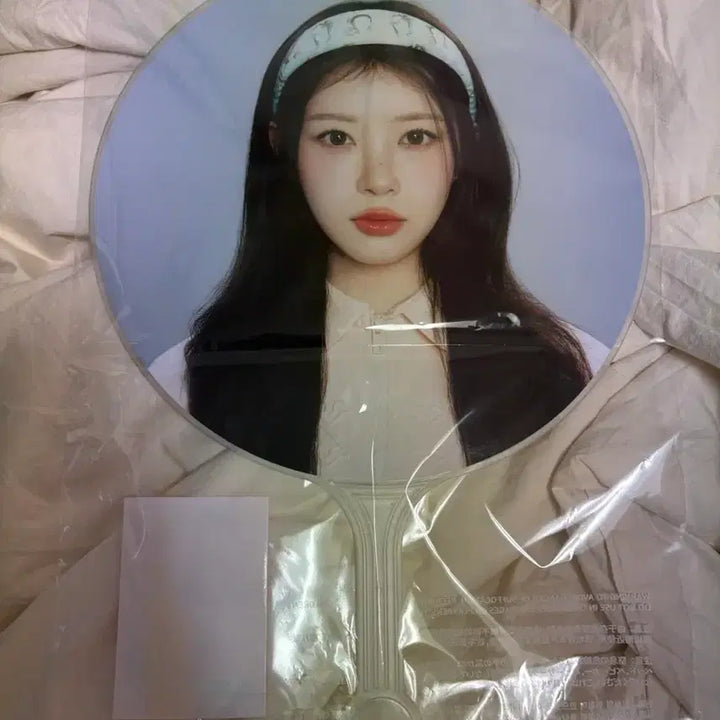 [BUNJANG] ILLIT MoKa Glitter Day Uchiwa / 아일릿 모카 글리터데이 우치와