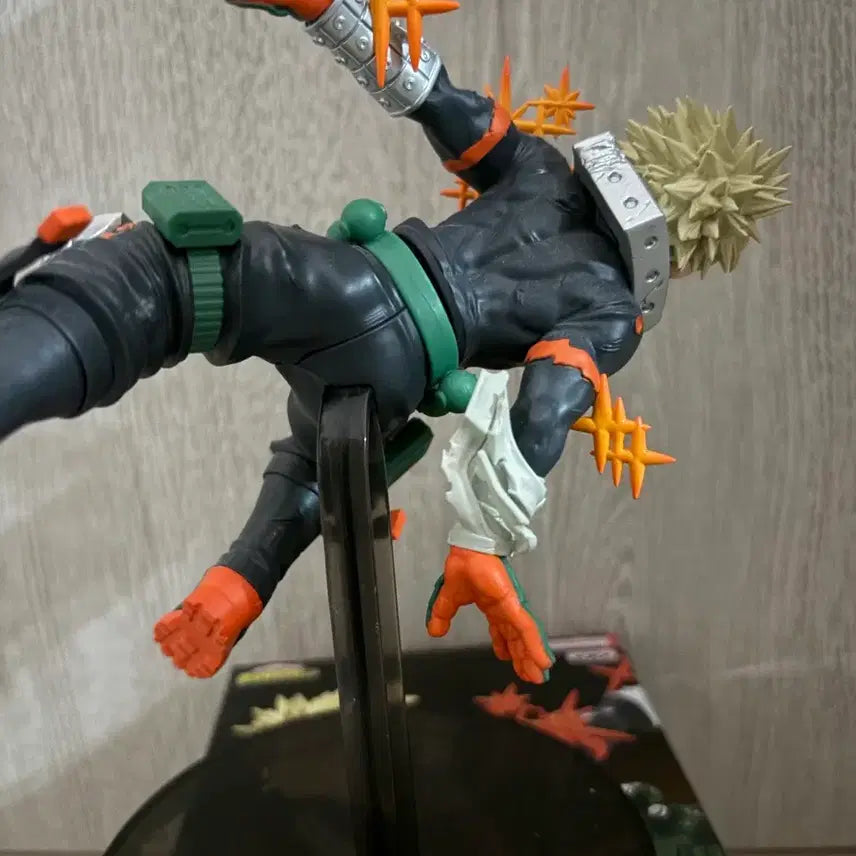 [BUNJANG] Bakugo Figurine / 바쿠고 기고 피규어