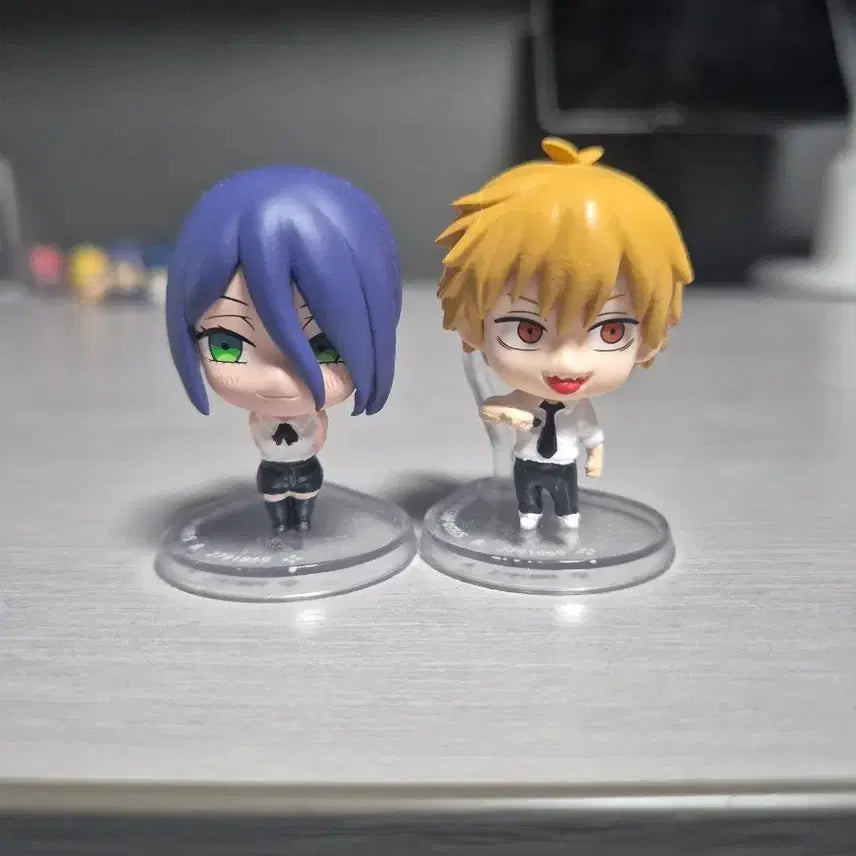 [BUNJANG] Chainsaw Man Denji &amp; Reze Standing Gacha Figure Bundle Set / 덴지,레제 스텐딩 가챠 일괄
