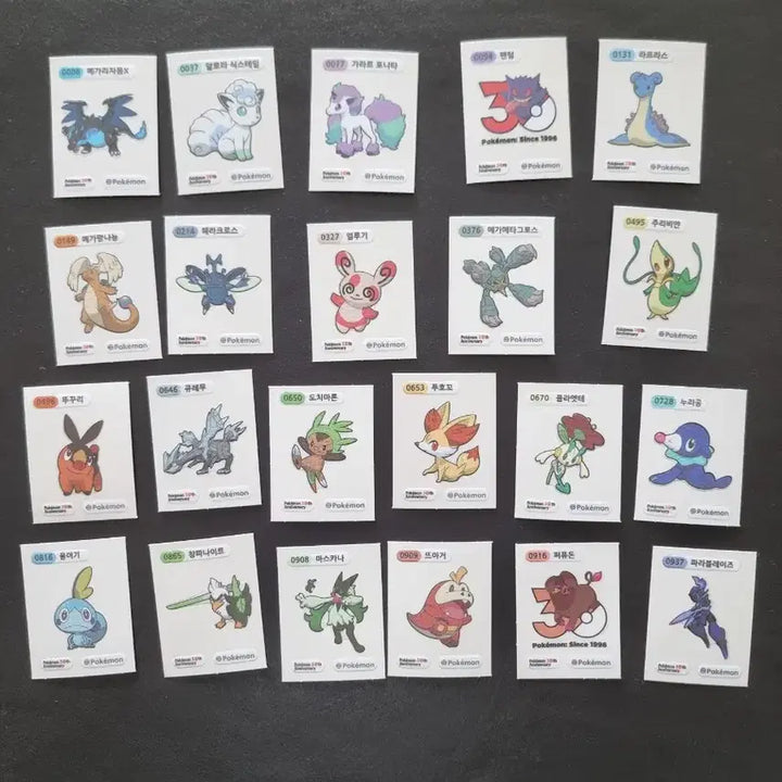 [BUNJANG] 30th Anniversary Limited Edition Sealed Stickers / (단종) 30주년 기념 띠부씰 팔아요!!