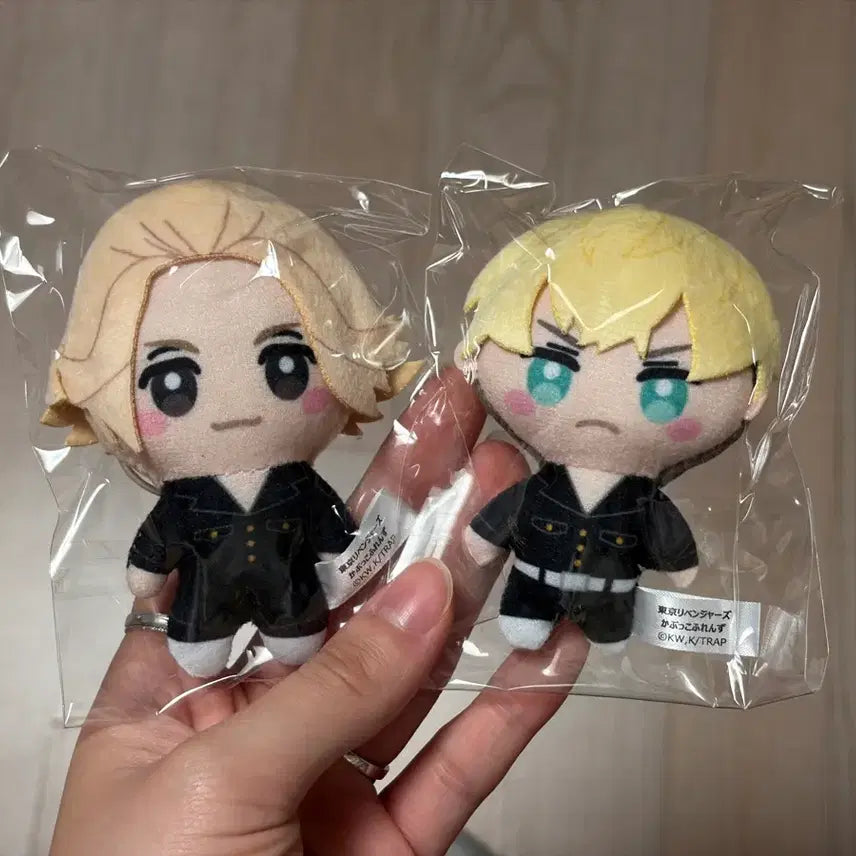 [BUNJANG] Tokyo Revengers Mikey &amp; Chifuyu Gacha Plush Set / 도쿄 리벤져스 마이키 치후유 가챠 인형 판매합니다!