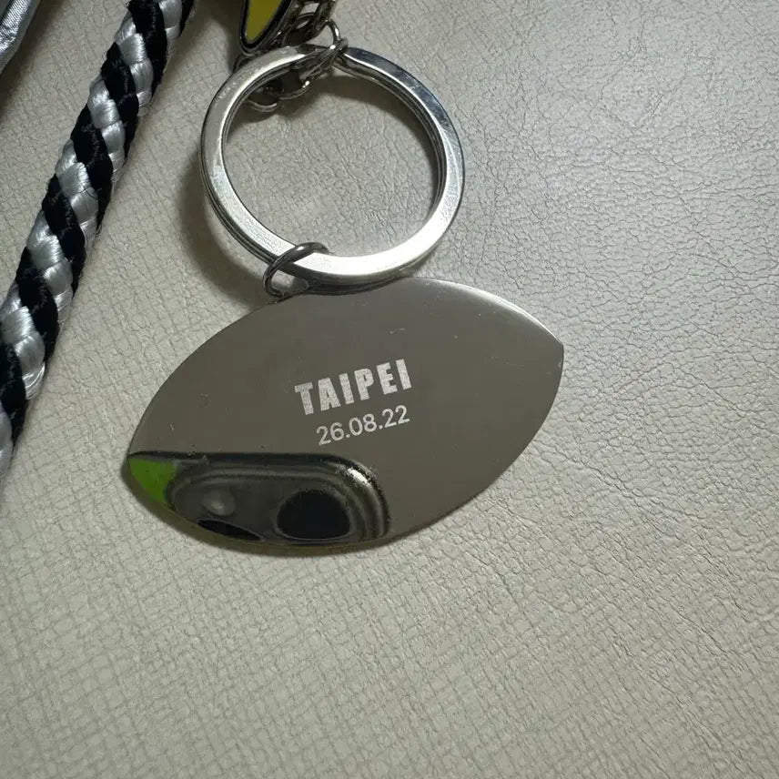 [BUNJANG] T.O.P (BIGBANG) Pre-Studio in Taipei MD Bag Charm / 탑 최승현 타이베이 PRE-STUDIO IN TAIPEI MD