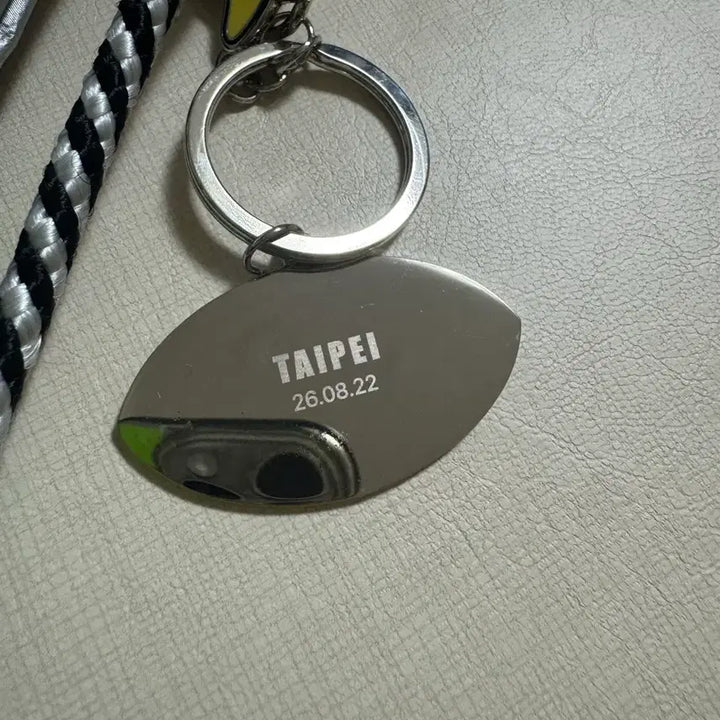 [BUNJANG] T.O.P (BIGBANG) Pre-Studio in Taipei MD Bag Charm / 탑 최승현 타이베이 PRE-STUDIO IN TAIPEI MD
