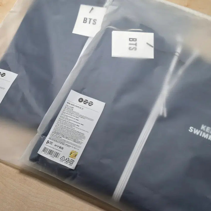 [BUNJANG] BTS KEEP SWIMMING Swim Jacket (Sealed) / (미개봉) 방탄소년단 SWIM 자켓 S 사이즈 KEEP SWIMMING BTS